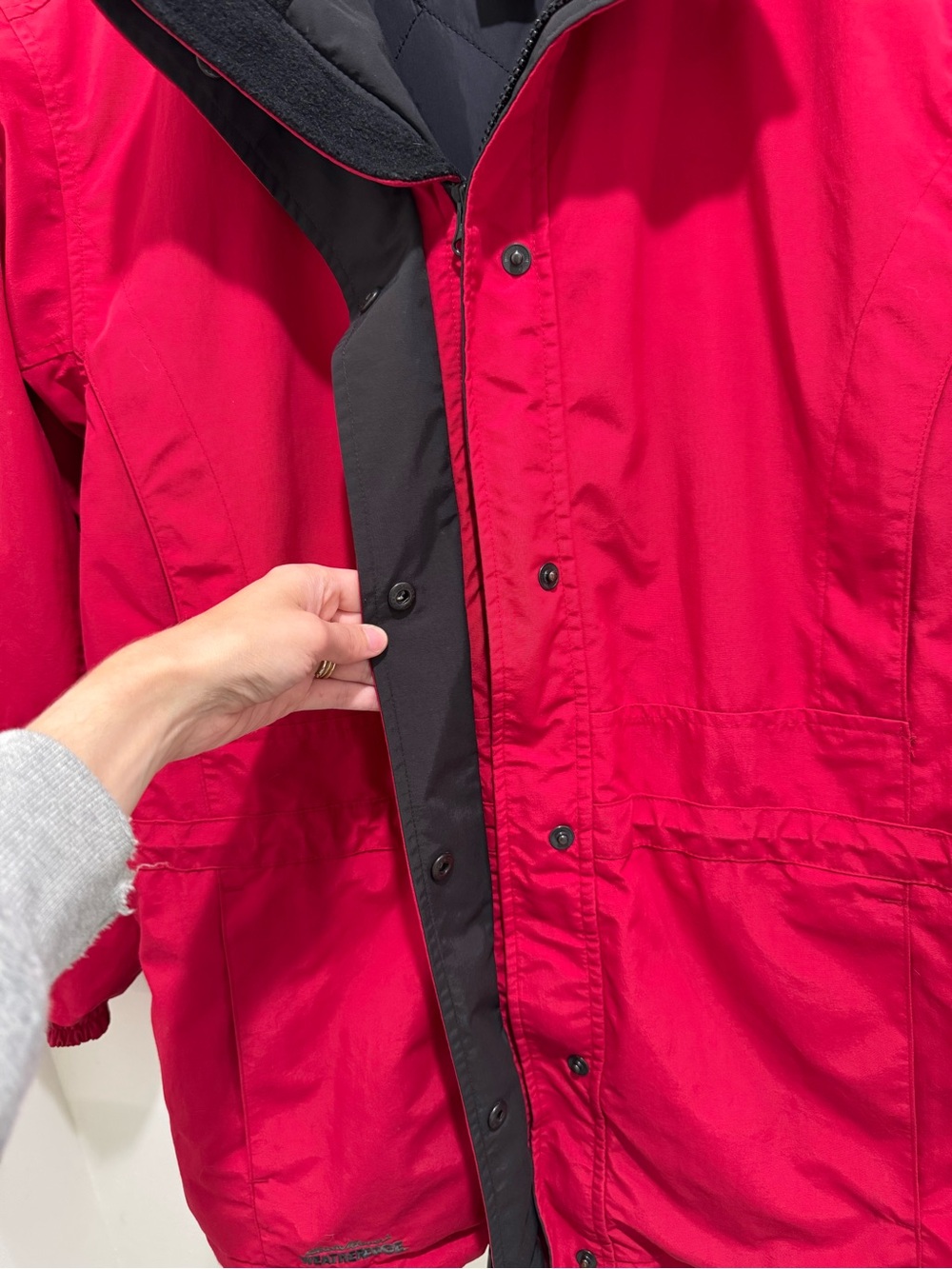 Vintage Y2K Eddie Bauer Red Thinsulate Insulated Hooded Jacket Coat Womens Small - Picture 3 of 16
